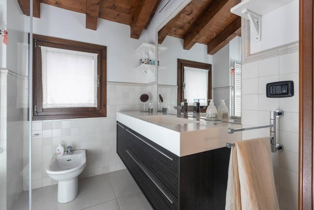 Treviso Suite, Con Parcheggio Gratuito Luaran gambar